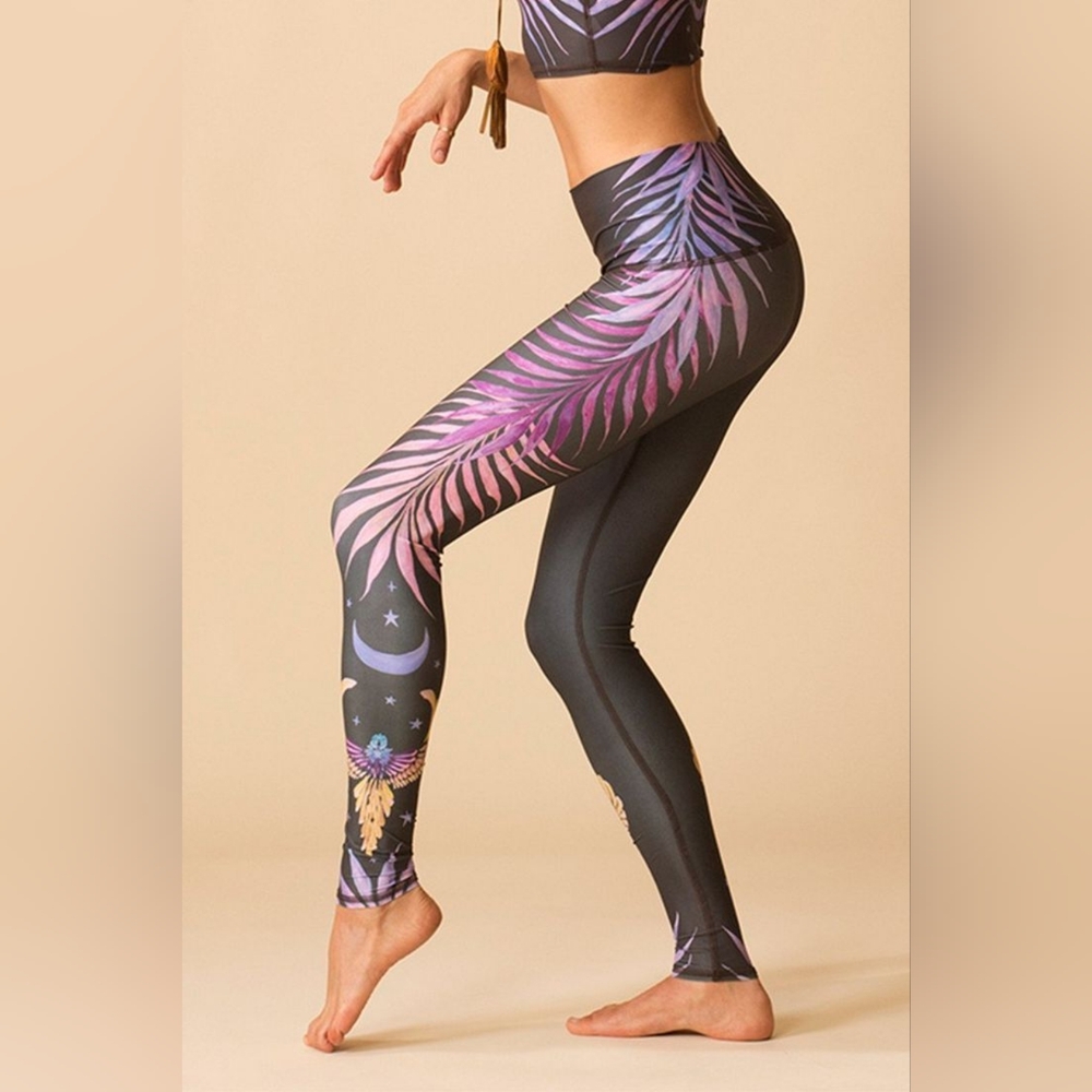 Teeki Phoenix Rising M Hot Pants & M/L Crop Top